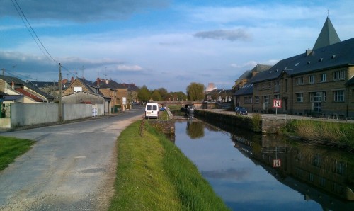 Overnachten in Le Chesne aan het Canal des Ardennes. 