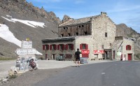 De oude herberg op de Col de lÍseran.