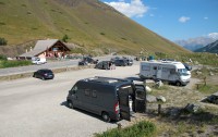 Overnachten op de Col de Vars, op 2109m. 