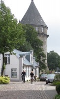 Steile straatjes voeren naar centrum van Bad Bentheim.