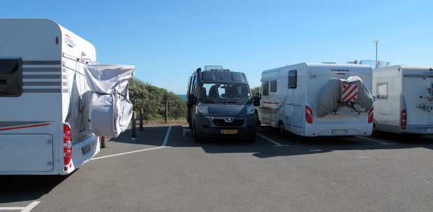 Ideaal plekje in de hoek: vrije ruimte voor de schuifdeur en geen inkijk.