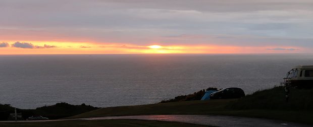 Zonsondergang gezien vanuit onze positie.