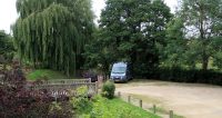 Een prachtig plekje op de parkeerplaats van de Dusty Miller Inn in Wrenbury.