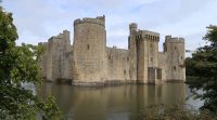 Bodiam Castle, de achterkant waar ook ooit een brug is geweest.