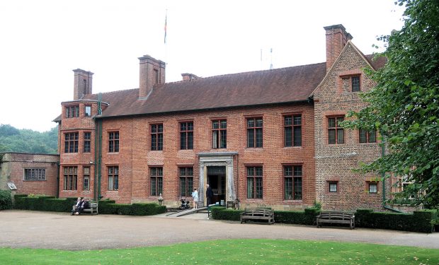 Voorzijde van het huis van Sir Winston Churchill.