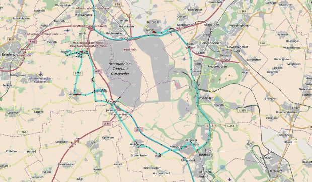 Hetzelfde gebied, nu op een kaartje van OSM (Open Street Map). Linksvan de A61 ligt Immerath.