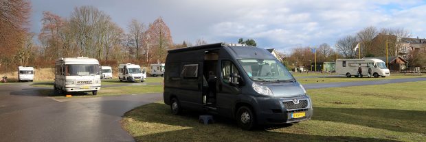 Zonnig en heel rustig, op de camperplaats in Goch.