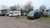 Op de keurig verzorgde (gratis) camperplaats in Monheim, mét WiFi(!) Voor € 1,00 krijg je tevens 10 uur stroom..