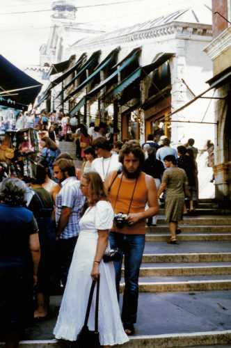 Femma en ik op de beroemde Ponte di Rialto.