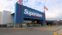 De 'Real Canadian Superstore', nieuw maar eigenlijk gewoon een kopie van de Walmart...