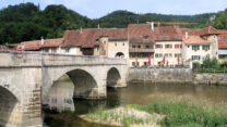 Saint Ursanne aan de Doubs.