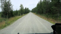 Een gravelroad, gemiddelde snelheid met een camper 30-35km/uur...